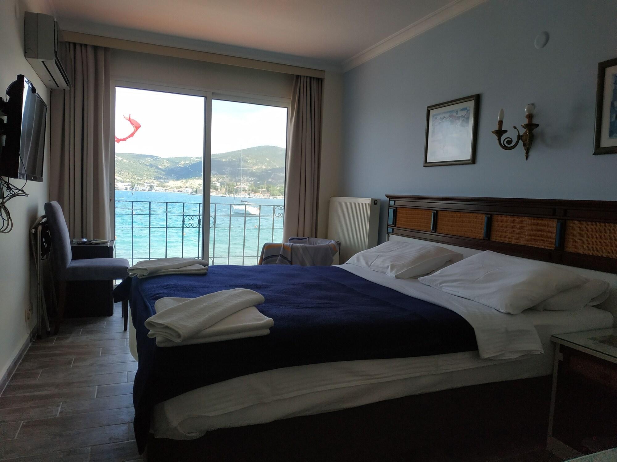 Foca Yali Hotel エクステリア 写真