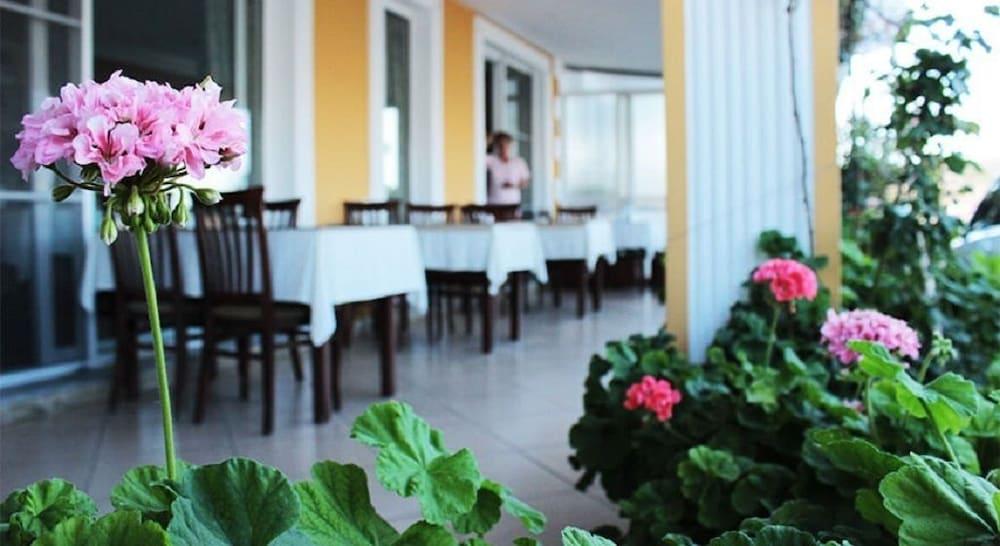 Foca Yali Hotel エクステリア 写真