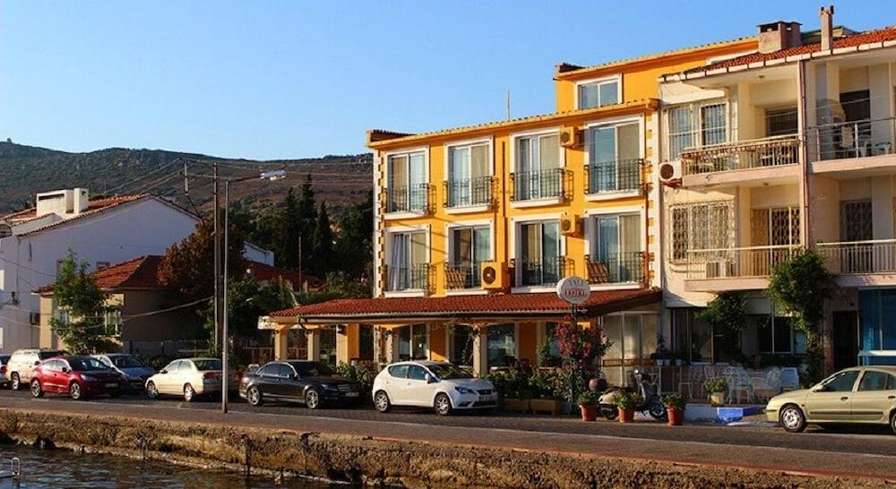 Foca Yali Hotel エクステリア 写真